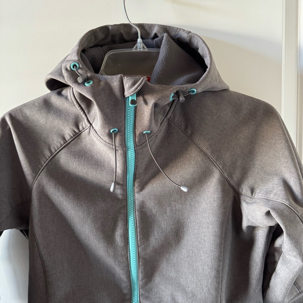 Simms hooded jacket - image 2